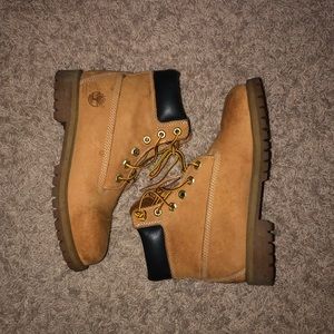 Timberlands Wheat size 7 womens